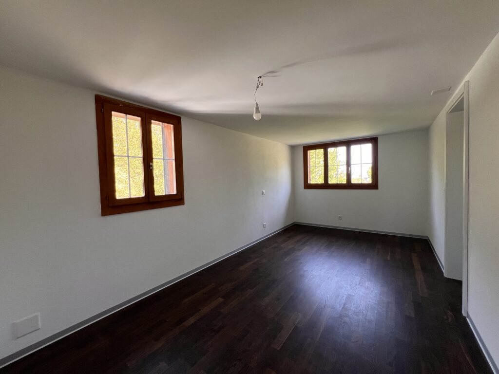 Zimmer der 2-Zimmer-Wohnung in Pfäffikon SZ, Ansicht 1